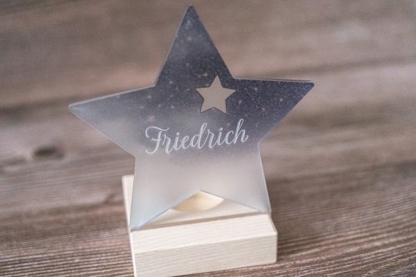 Teelichthalter Stern mit Sternenhimmel / Kerzenhalter / mit Spruch / Sternenkind